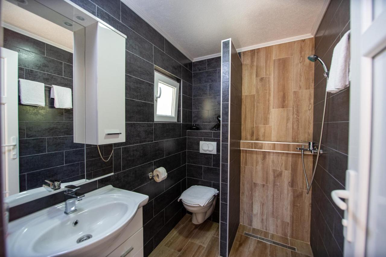 Saki Guest house 3*