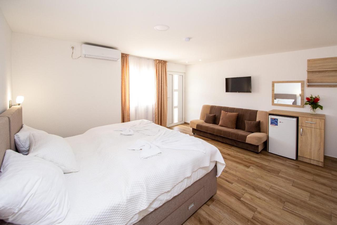 Saki Guest house 3*