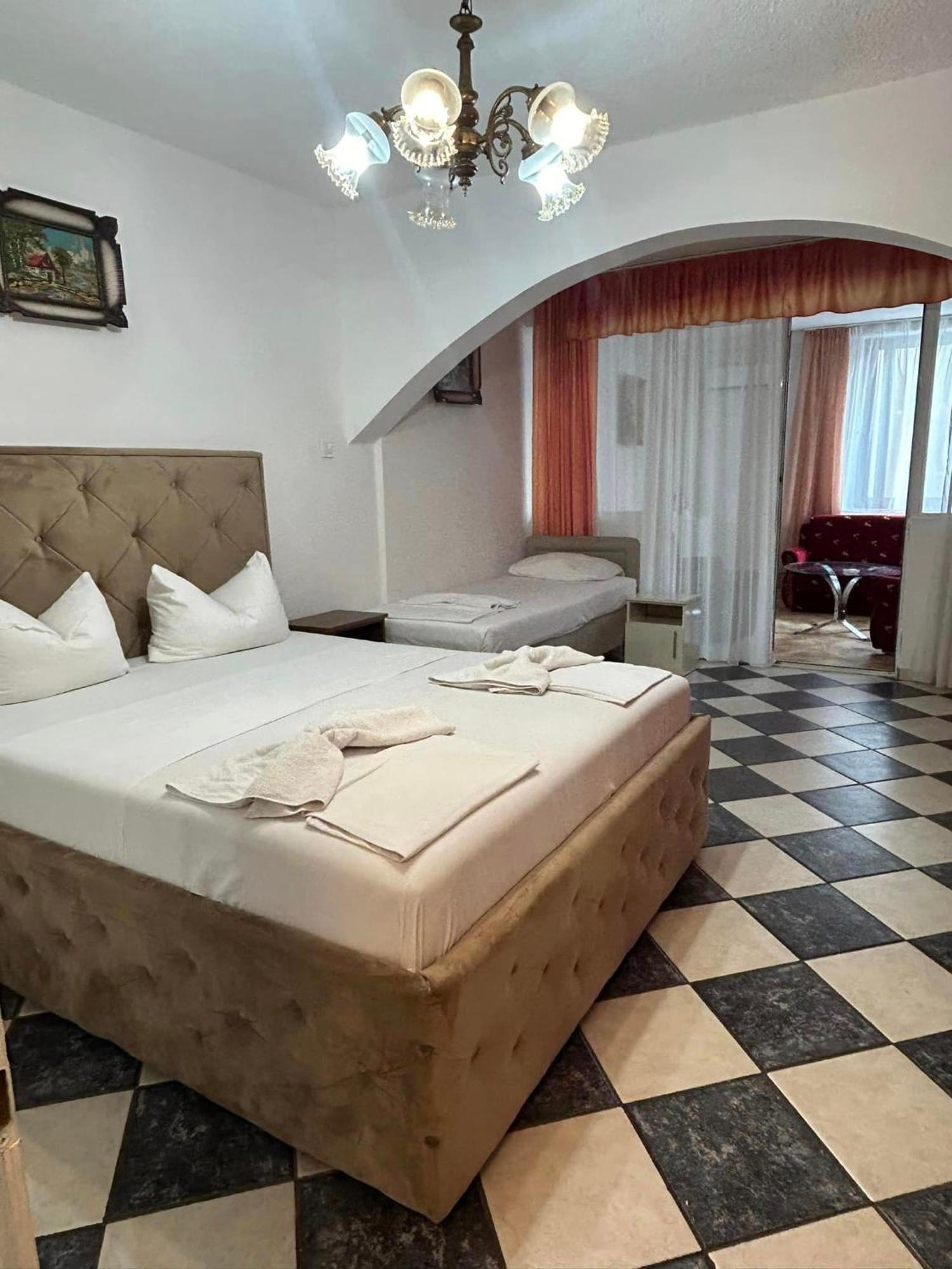 Saki Guest house 3*